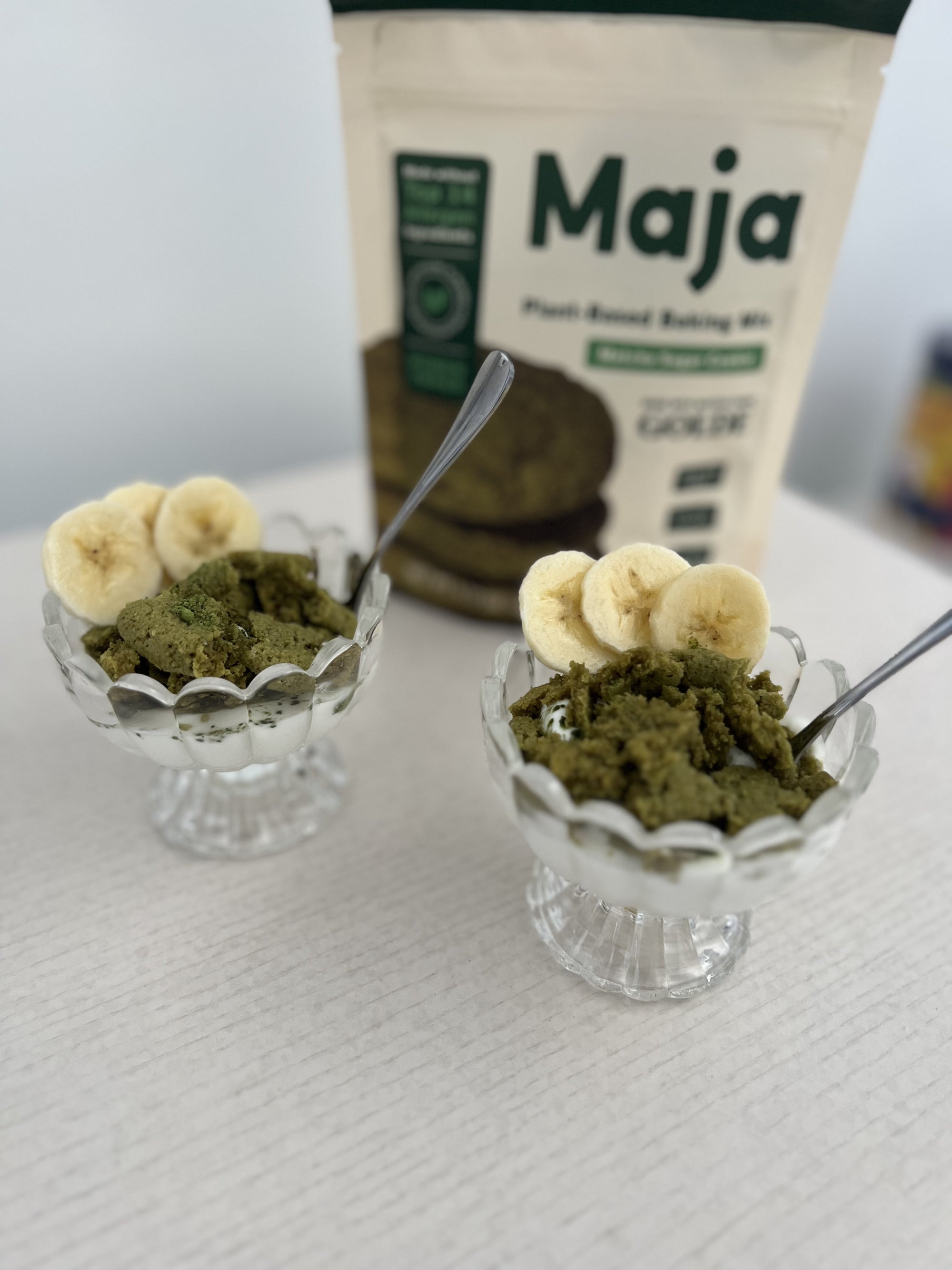 Maja Matcha Yogurt Crumble 